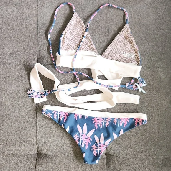 New Acacia Heliconia Lennox Top S & Manoa Bottom M Bikini Set Colorbloc